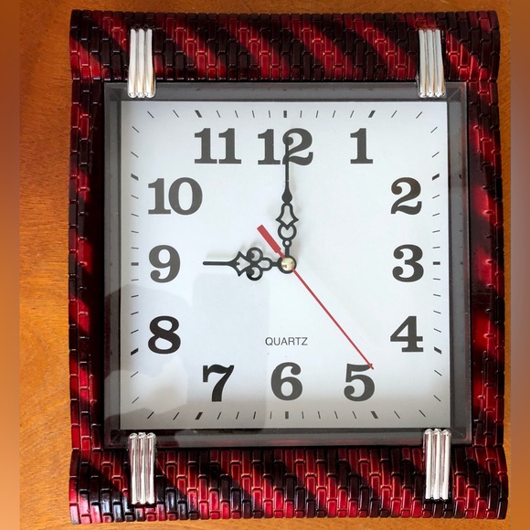 Vintage Retro Tianguan Leather Look Wall Clock - Picture 1 of 4